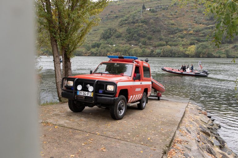 Uma pessoa desaparecida após ter sido arrastada por corrente no rio Balsemão em Lamego
